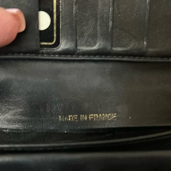 Chanel Black Caviar CC Bifold Wallet - Picture 16 of 16